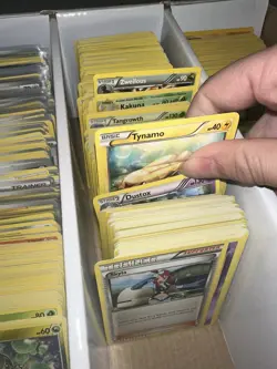 HUGE Pokemon card collection vintage-new eras bulk lot XY WOTC etc Z32-A - Image 4