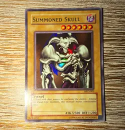 Konami Yu-Gi-Oh! Summoned Skull MRD-003 Ultra Rare Unlimited 2500/1200 - Image 1