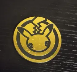 Pokemon 25th Anniversary Celebrations: Pikachu Gold Holo Coin NM - Image 1