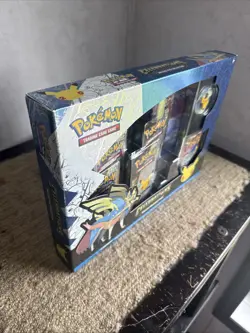 Pokemon Celebrations Deluxe Pin Collection Box Zacian Brand New - Image 2