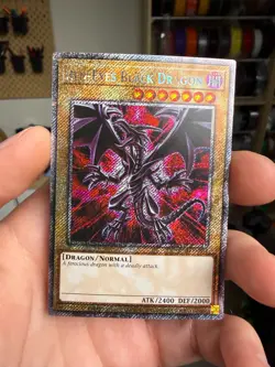 YUGIOH • RED EYES BLACK DRAGON • PLATINUM SECRET RARE • RA03-EN081 • 1st ED • NM - Image 1