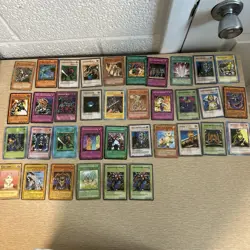 Yu-Gi-Oh! Card Collection– Vintage, Blue-Eyes, Heroes,etc. 83 pieces - Image 2