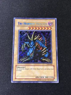 Tri-Horned Dragon LOB-000 Secret Rare Unlimited Legend of Blue Eyes NM - Image 1