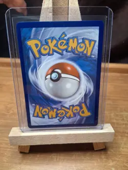 The Pokemon Company Pokemon TCG Mew VMAX 114/264 Fusion Strike UR Holo FA Eng - Image 2