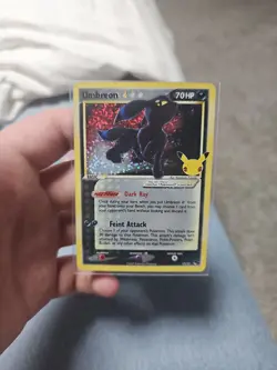 Pokemon TCG: Umbreon Gold Star 17/17 Celebrations 25th Anniversary NM - Image 1