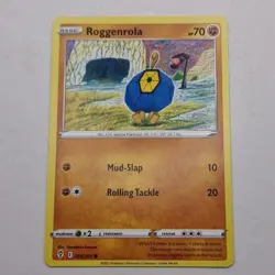 Roggenrola Pokemon Card 086/203 Evolving Skies 2021 Basic Common Fighting - Image 1