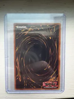 Yu-Gi-Oh! Dark Magician BPT-001 2002 Tin Limited Edition - Image 2
