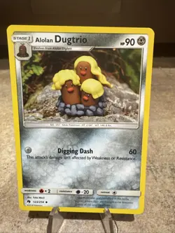 Pokemon SM - Lost Thunder #123/214 Alolan Dugtrio Uncommon NM - Image 1
