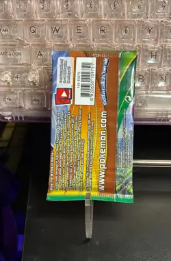 Pokemon XY Roaring Skies Booster Pack Mega Latios Art Sealed Unweighed Vintage - Image 2