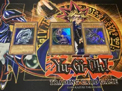 Yugioh sdk-001 1st Blue Eyes LP, Sdy-006 DM LP, LOB 1st Red Eyes HP - Image 1