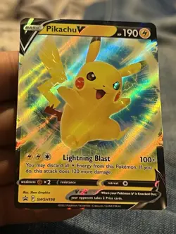 Pokemon TCG Pikachu V SWSH198 PROMO Holo LP ENG - Image 1