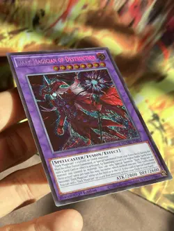 Yu-Gi-Oh! Dark Magician of Destruction Secret Rare(Holo Bleed Error) NM Error - Image 2