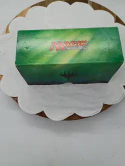 Magic The Gathering Ixalan Deck Master 225+ Cards in Box with Guides - Image 3