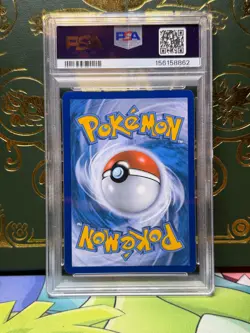 2016 POKEMON XY GENERATIONS TOYS R US #26 PIKACHU HOLO PSA 7 - Image 2