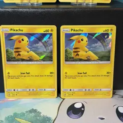 Pikachu (Water Web Holo) 28/73 NM x3 LP x1 Shining Legends Special Card Pokemon - Image 3