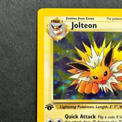 1st Edition Jolteon 4/64 Jungle Holo Rare Pokemon Card - Image 2