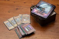 Vintage Yu-Gi-Oh TCG Lot w/ Blue-Eyes Red-Eyes Holos (50+ 1st Edition Cards) Tin - Image 1