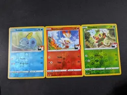 055 Sobble, 031 Scorbunny, 011 Grookey Promo Cards Play! Stamp Reverse Holo 202 - Image 1