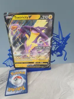 Pokemon TCG Toxtricity V 070/192 Rebel Clash Stamped Promo Jumbo Oversized Card - Image 1