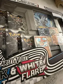Pokemon TCG Scarlet & Violet Unova Heavy Hitters Collection - Image 2