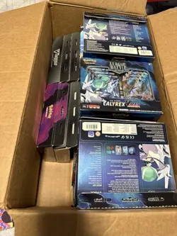 Pokemon TCG League Battle Deck Shadow Rider Calyrex VMAX English 60 Cards 2021 - Image 3