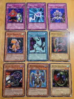 Vintage 1996 YuGiOh Cards Holo Common Mixed Lot of 103 Fair Condition - Image 4