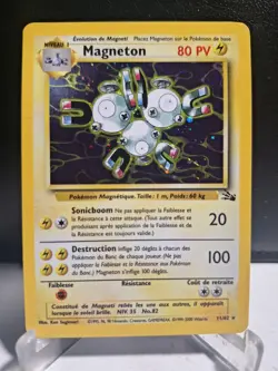*French* Magneton 2000 Holofoil - 11/62 Fossil Pokemon Card NM - Image 1