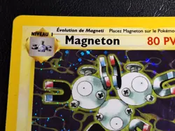 *French* Magneton 2000 Holofoil - 11/62 Fossil Pokemon Card NM - Image 3