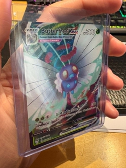 Butterfree VMAX 002/189 Darkness Ablaze Ultra Rare Full Art Pokemon Card * New * - Image 2