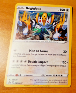 POKEMON CARD HOLO RARE CARTE REGIGIGAS SWSH247 PROMO FR ** 2022 - Image 1
