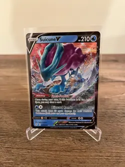 Suicune V - 031/203 - Pokemon Evolving Skies Sword & Shield Ultra Rare Card NM - Image 1