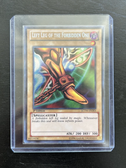 Left Leg of the Forbidden One LCYW-EN303 – Secret Rate 1st Edition – NM - Image 1