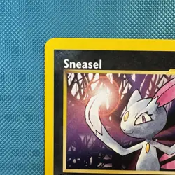 Pokemon Vintage 1st Edition Non-Holo Rare Sneasel Neo Genesis 25/111 WotC 2000 - Image 2