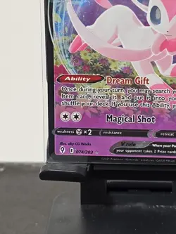Sylveon V - 074/203 - Ultra Rare NM-Mint Pokemon SWSH7 - Evolving Skies - Image 5