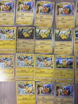 Pokemon Karten Lot 18x Pikachu Sammlung Mix Deutsch Englisch Japanisch Korea⁠ - Image 3