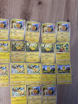 Pokemon Karten Lot 18x Pikachu Sammlung Mix Deutsch Englisch Japanisch Korea⁠ - Image 5
