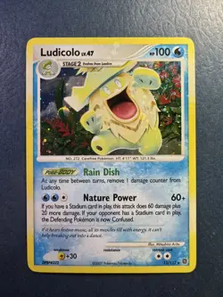 Pokemon TCG Ludicolo 13/132 Secret Wonders Holo - Image 1