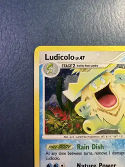 Pokemon TCG Ludicolo 13/132 Secret Wonders Holo - Image 4