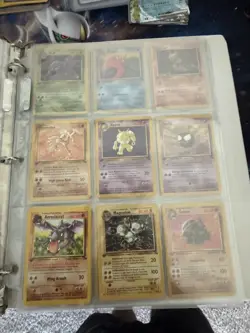Pokemon Game 1999 Fossil 1st Edition Non Holos Near Complete NM/MiNT - Image 1