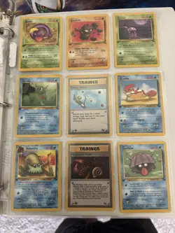 Pokemon Game 1999 Fossil 1st Edition Non Holos Near Complete NM/MiNT - Image 4