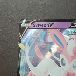 The Pokemon Company Pokemon TCG Evolving Skies Sylveon V #74/203 Holo - Image 2