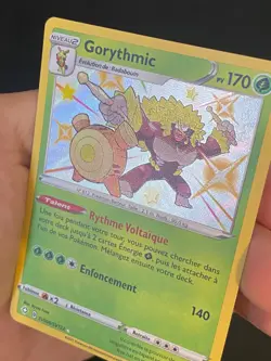 CARTE POKEMON GORYTHMIC SV006/SV122 FR ULTRA RARE EB DESTINEES RADIEUSES - NEUF - Image 2