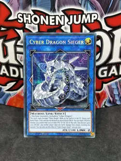 Yugioh Cyber Dragon Sieger Prismatic MP19-EN018 Secret Rare 1st Edition NM - Image 1