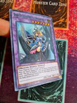 Yu-Gi-Oh! Dark Magician Girl the Dragon Knight DLCS-EN006 Green Ultra Rare NM - Image 2