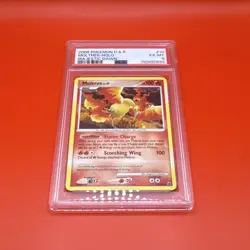 2008 Pokemon D & P Moltres- Holo Majestic Dawn #10 (PSA 6) - Image 3