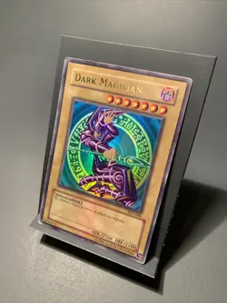 Yugioh! Dark Magician SDY-006 Ultra Rare! Good Condition!! MP-LP - Image 2