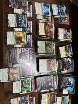 Magic: The Gathering Mixed Card Lot w/ Storage box - Image 2