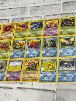 Pokemon 1999 Pokemon Fossil - Lot of 31 Cards Vintage Vtg Card - NO DUPES LP/NM - Image 3