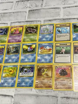 Pokemon 1999 Pokemon Fossil - Lot of 31 Cards Vintage Vtg Card - NO DUPES LP/NM - Image 4
