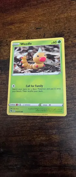 Weedle 002/073 Common Champion's Path Pokemon Near Mint - Image 1